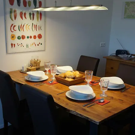 Ferienwohnung Am Straussenbuhel Apartment